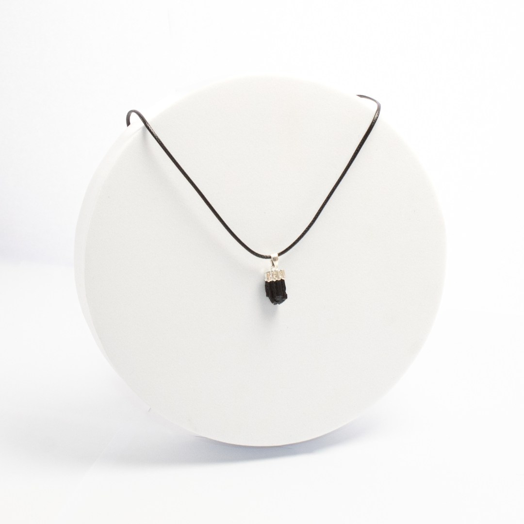 Colgante Piedra Natural Turmalina Negra