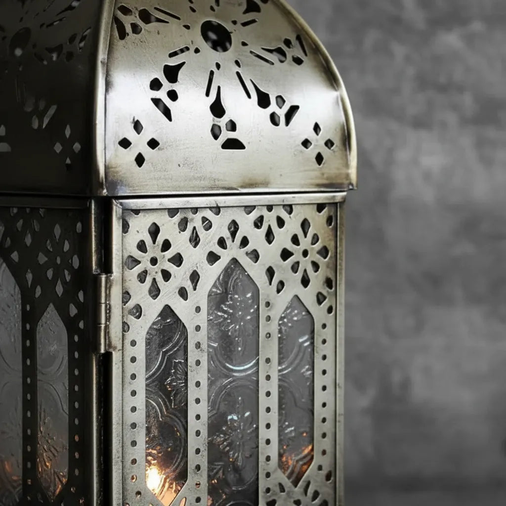 Porta Vela Farol Encantado Silver