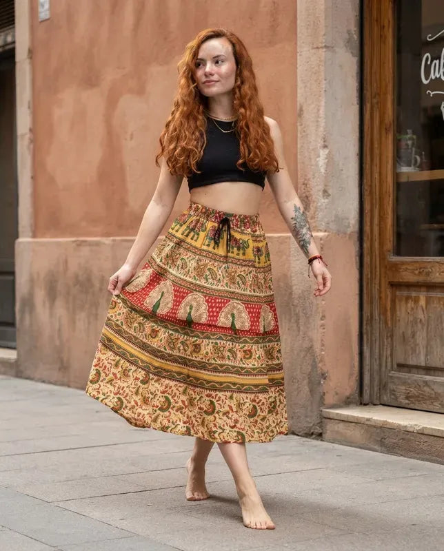 Falda Envolvente Devu Amarilla con Rojo y Verde
