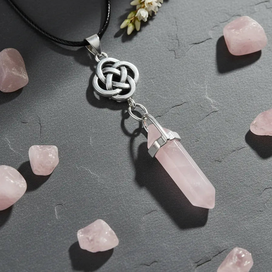 Colgante Nudo Celta de Punta Cuarzo Rosa