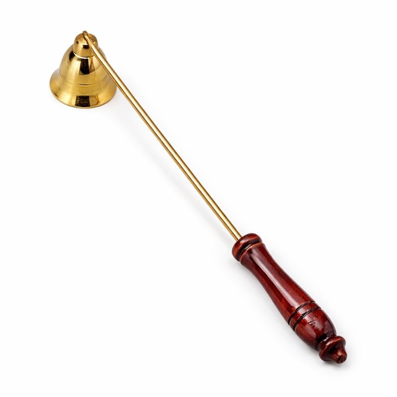 Apaga Vela de Bronce con Mango de Madera