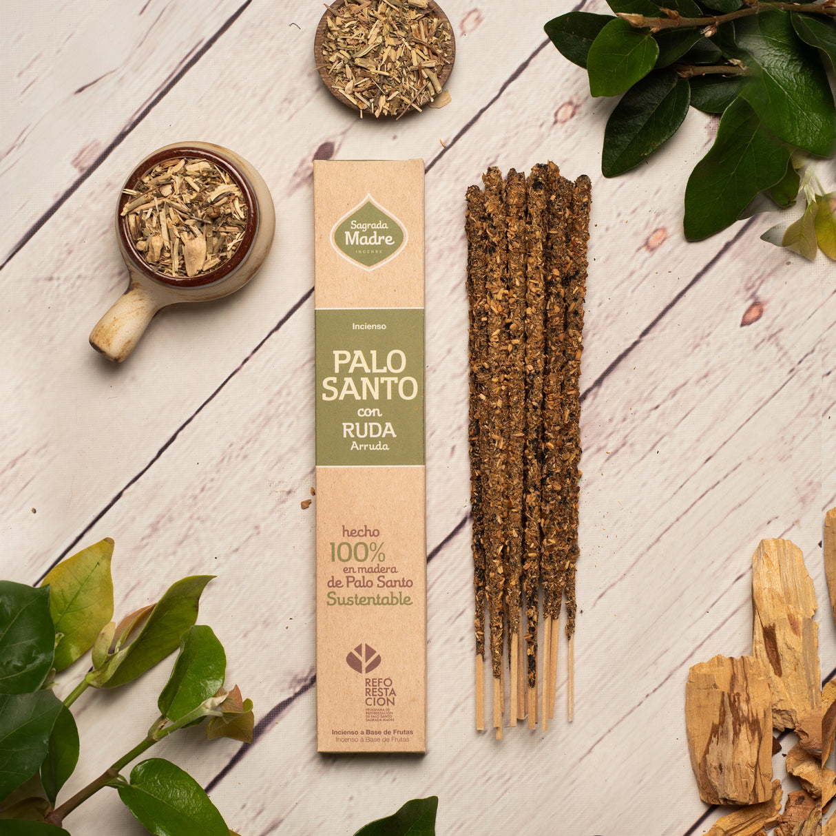 Varilla Sahumerio Palo Santo con Ruda - Sagrada Madre