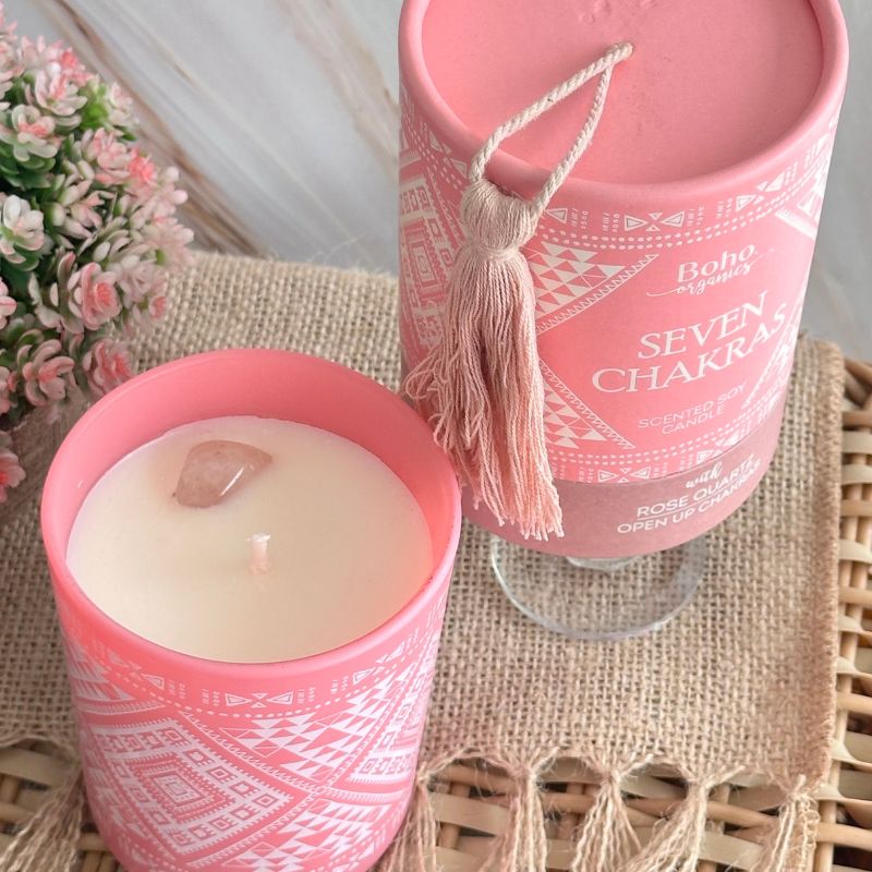 Vela Boho 7 Chakras con Piedra Cuarzo Rosa 200gr