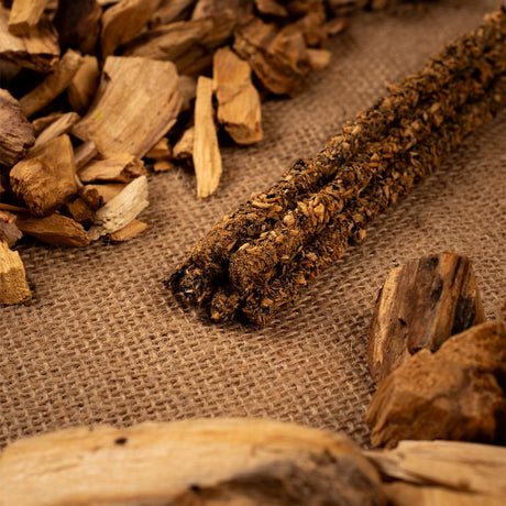 Sahumerio Palo Santo con Fresias