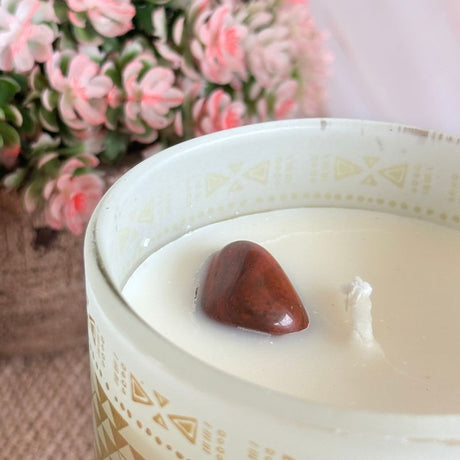 Vela Boho Pachulí con Piedra Jaspe Rojo 200gr