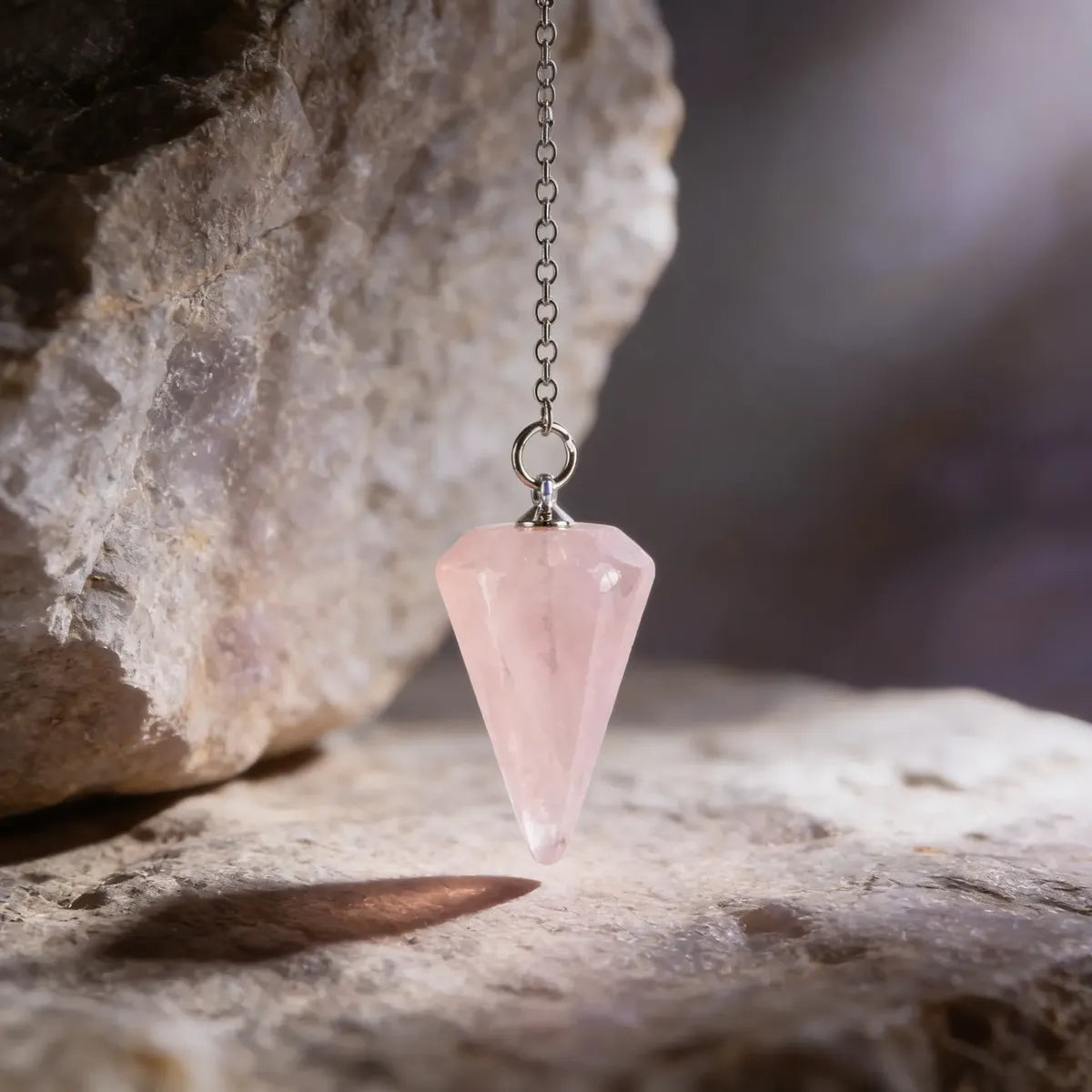 Péndulo Pirámide Cuarzo Rosa Chico