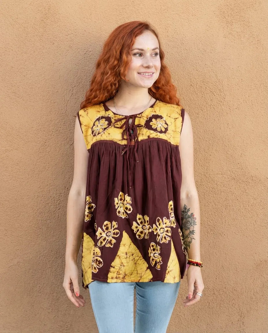 Blusa Chandri Café con Amarillo