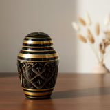 Ánfora de Bronce Negro Pequeño