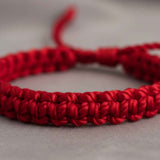 Pulsera Hilo Rojo Protección 8mm
