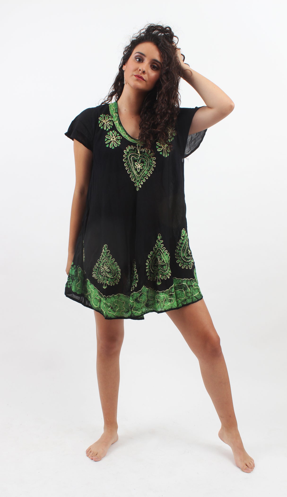 Vestido Corto con Bolsillos Negro - Verde