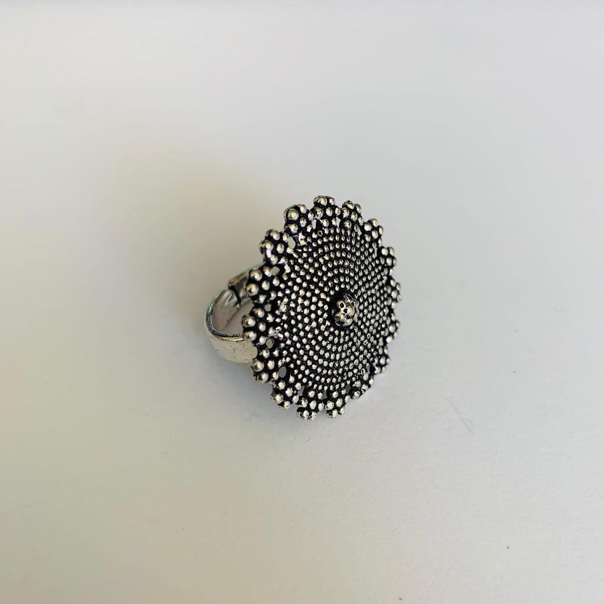 Anillo Tribal Flower