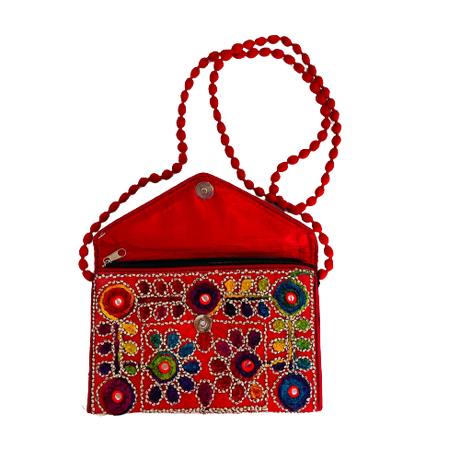 Cartera tipo sobre pequeña roja